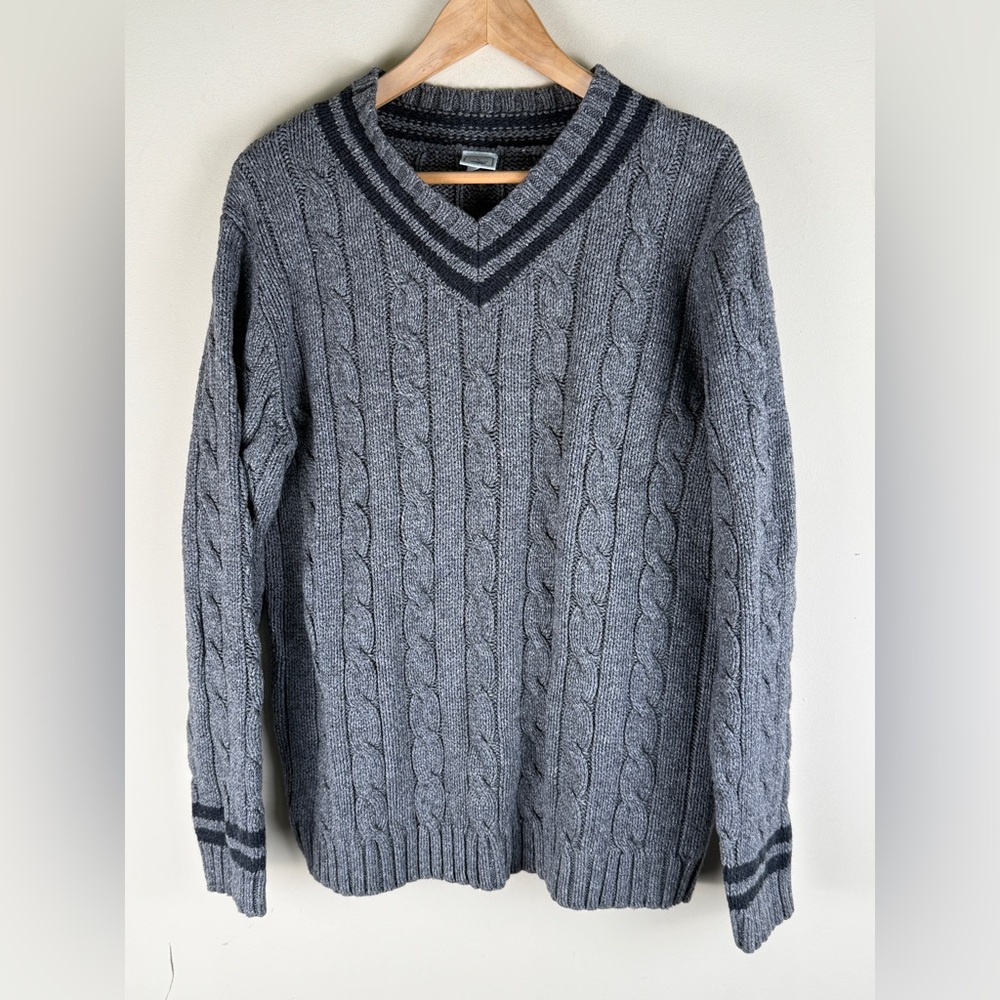 Old Navy Mens Cableknit V-Neck Sweater Wool Cotton Gray and Blue Academia Size L